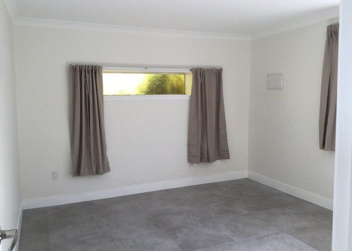 For rent 3/18 Sherwood Ave, Te Atatu South, Waitakere City, Auckland