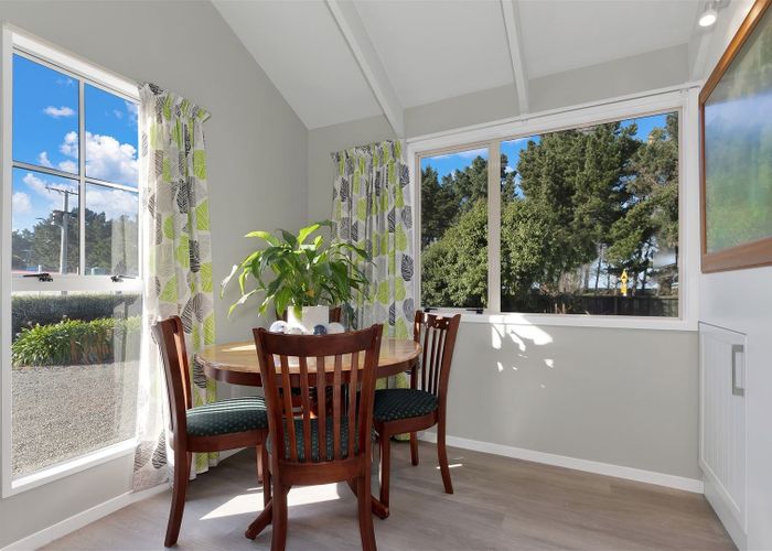 For sale 28 Chamberlain Avenue, Amberley Beach, Amberley, Hurunui