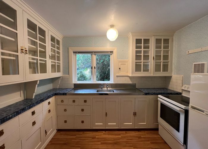 For rent 51 Chatsworth Road, Silverstream, Upper Hutt, Wellington