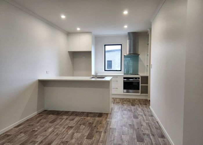 For rent 2/16 Russell Road, Manurewa, Manukau City, Auckland homes