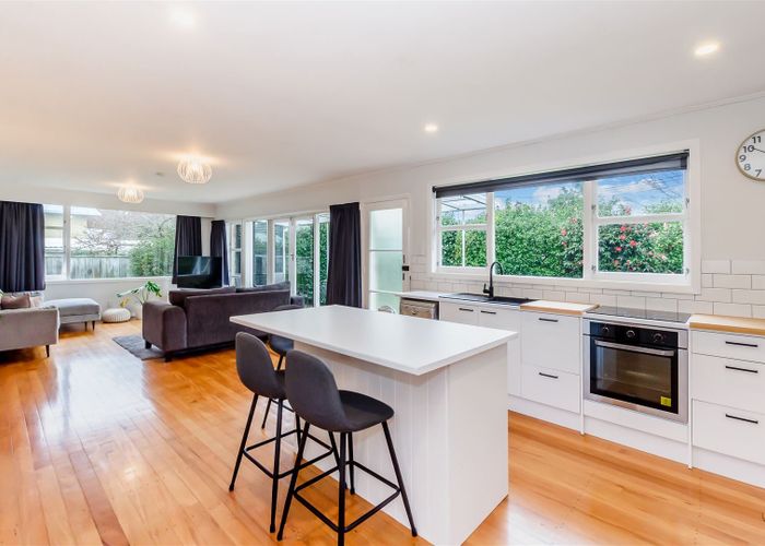 Free property data for 45 Alexander Road, Raumati Beach, Paraparaumu