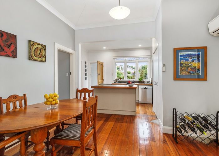 Free property data for 33 Te Whiti Street, Kilbirnie, Wellington homes.co.nz