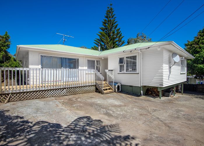 Free property data for 92 Castor Crescent, Cannons Creek, Porirua