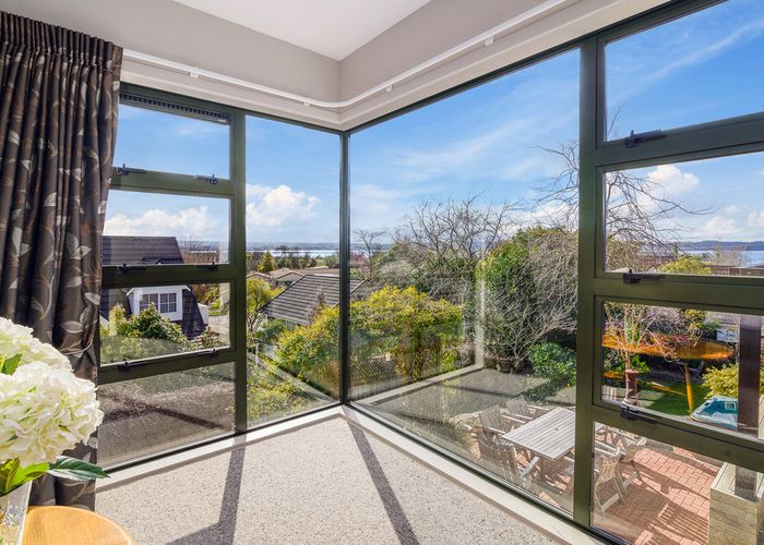 Free property data for 19 Aquarius Drive, Kawaha Point, Rotorua homes