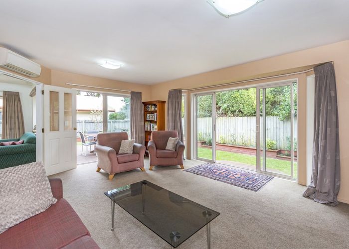 Free property data for 30A Martindales Road, Heathcote Valley