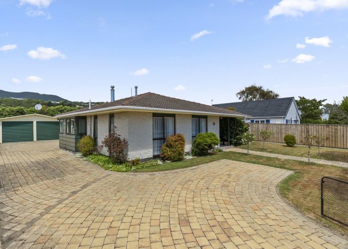 Free property data for 104 Rimu Road, Raumati Beach, Paraparaumu
