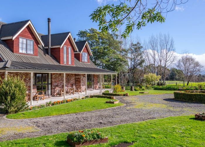 Free property data for 22 Lees Pakaraka Road, Te Ore Ore, Masterton