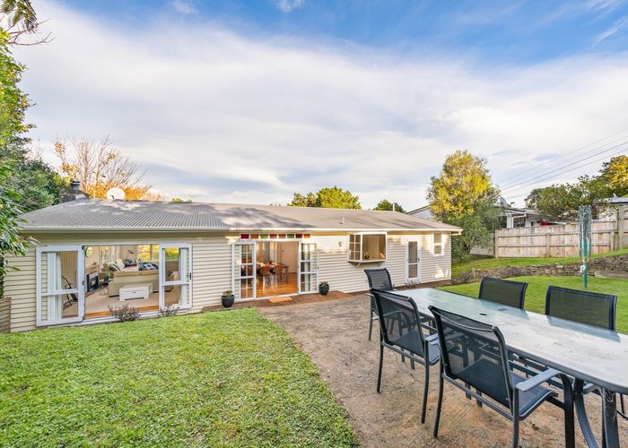 Free property data for 12 Wairere Road, Belmont, Lower Hutt homes.co.nz