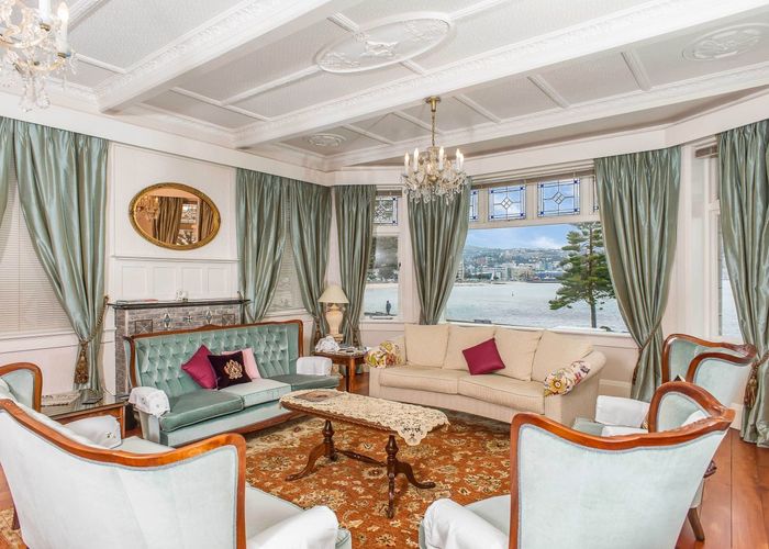 Free property data for 298 Oriental Parade, Oriental Bay, Wellington