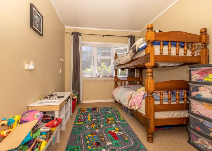 Free property data for 13 Tasman Street, Carters Beach, Westport