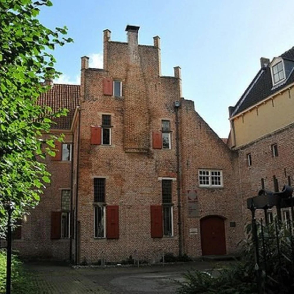 Stadslogement Bij de Sassenpoort Unieke aanbiedingen via Hotels.nl.