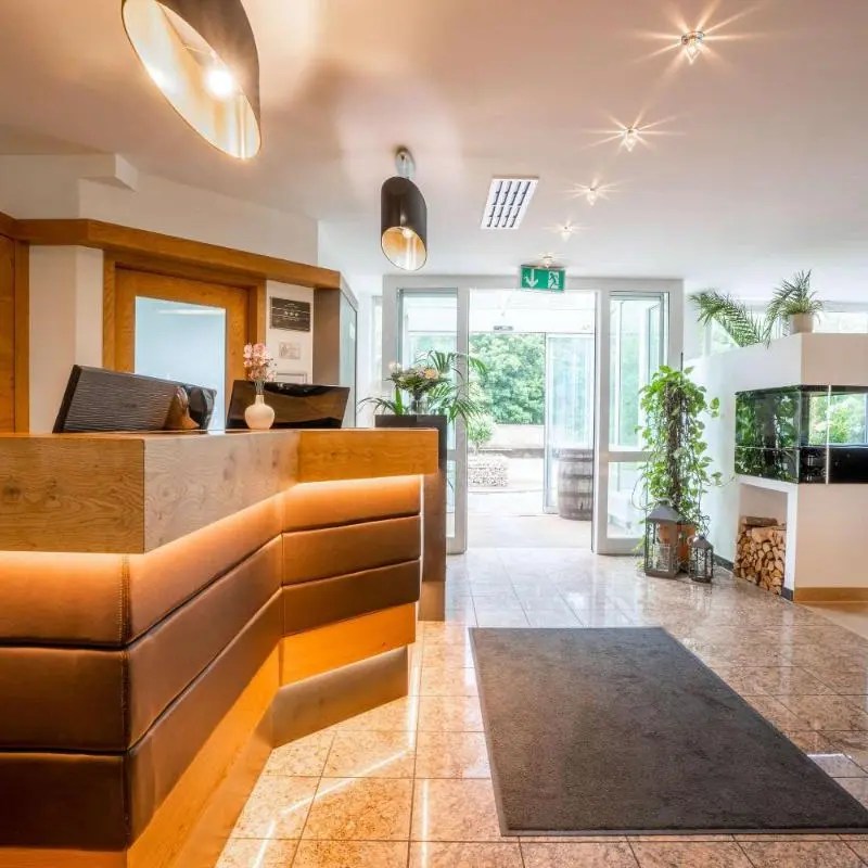 Quality Hotel & Suites Muenchen Messe Unique offers via Hotels.nl.