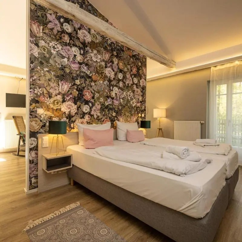 Little Suite Apartments Unique offers via Hotels.nl.