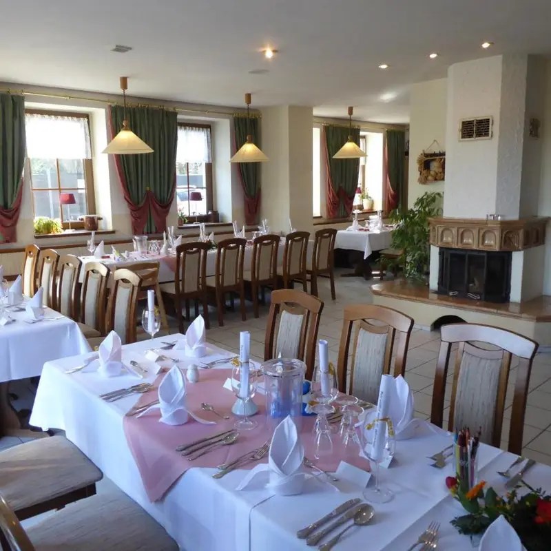 Hotel & Restaurant Kleinolbersdorf Unique offers via Hotels.nl.