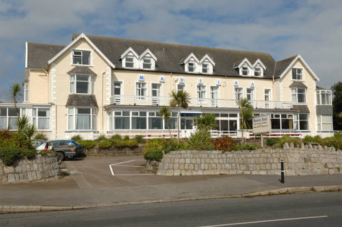 Hotels near Falmouth University