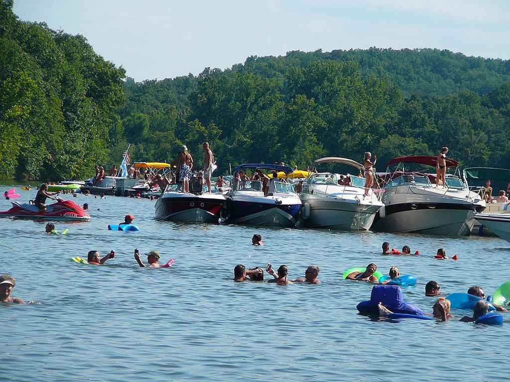 America's 5 Greatest Party Lakes HuffPost
