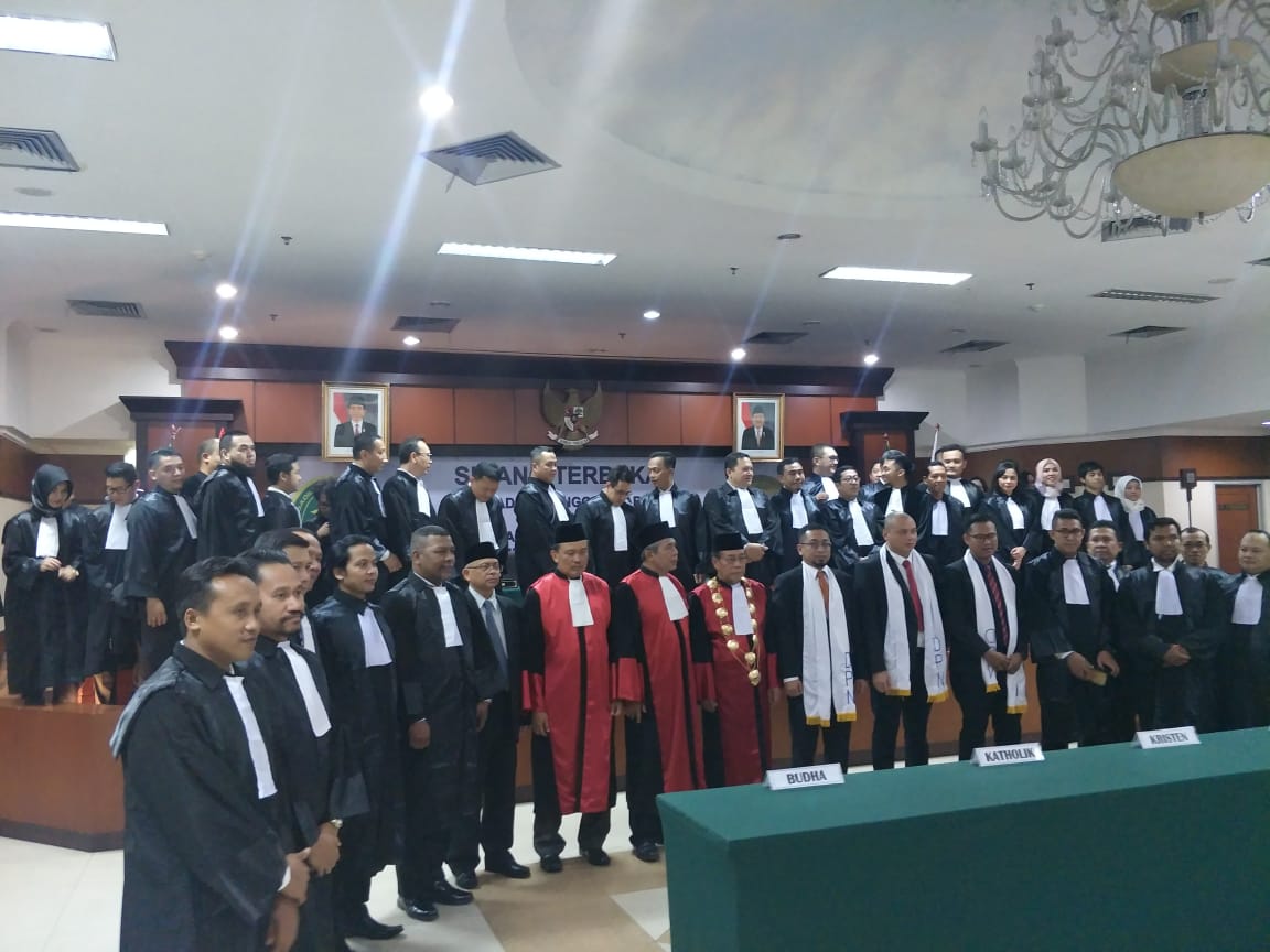 Pengambilan Sumpah Advokat Periode September 2019 di Pengadilan Tinggi  Seluruh Indonesia Sudah Dibuka!