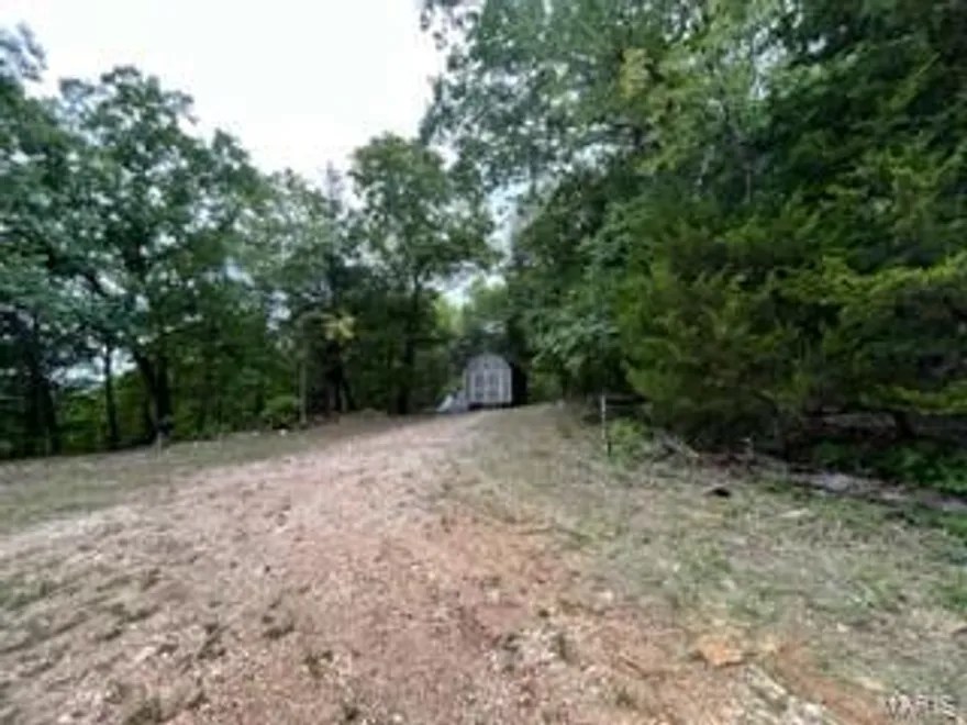 Boulder Pass, New Florence, Missouri