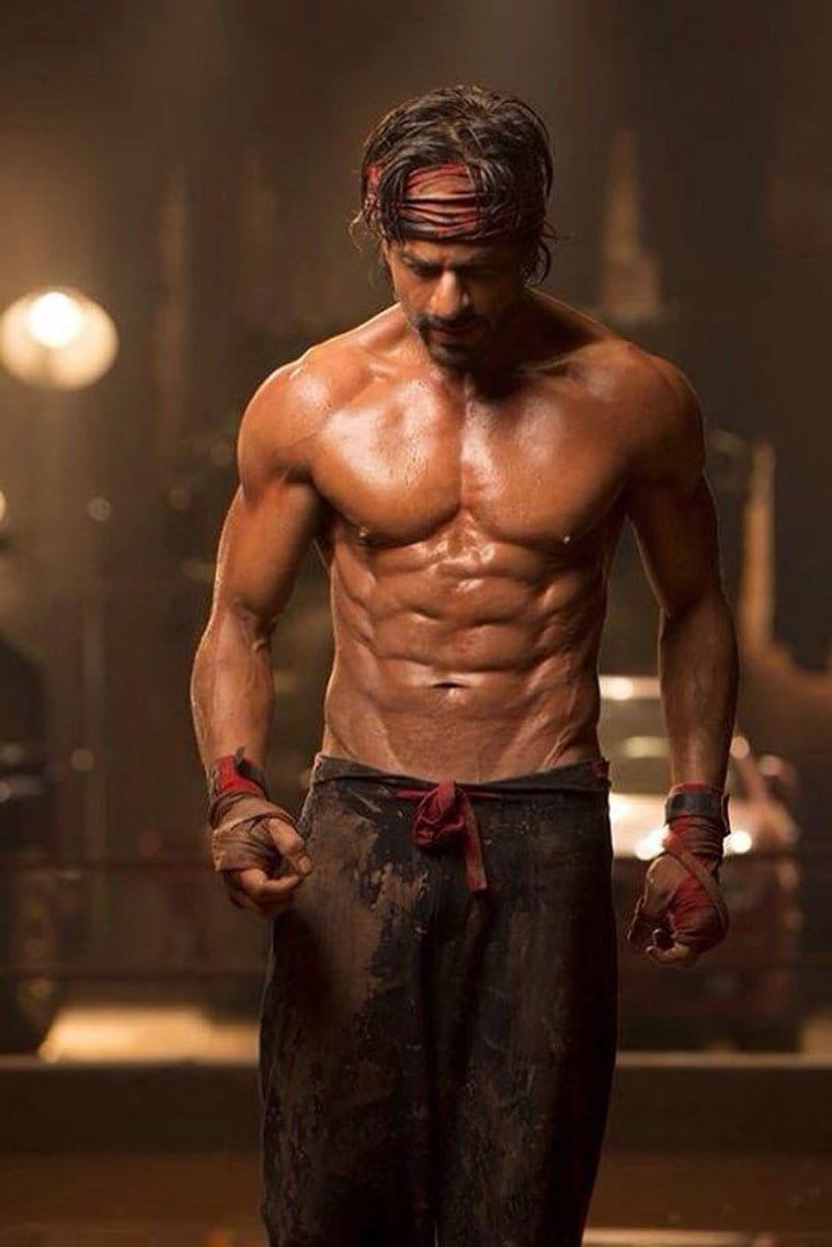 Shah Rukh Khan flaunts eightpack abs in Farah Khan’s ‘Happy New Year