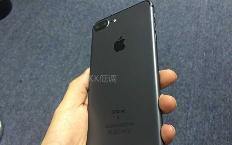 Apple iPhone 7 in a Black colour variant leaked online Technology