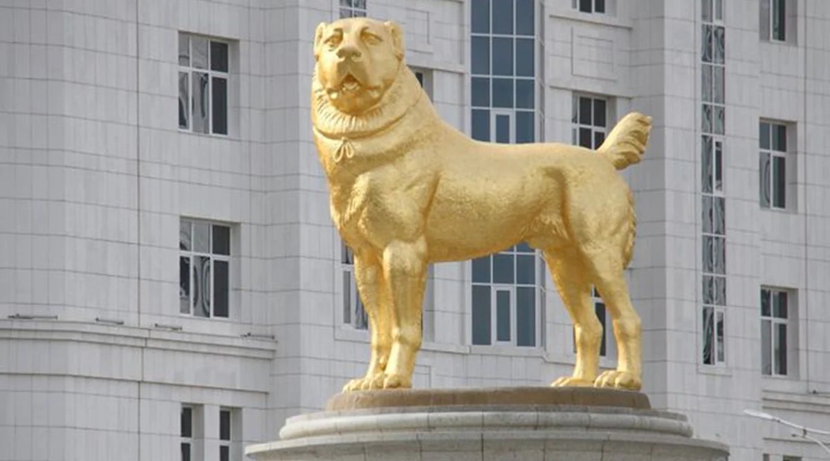 Turkmenistan president unveils 19foot goldcoated sculpture of his