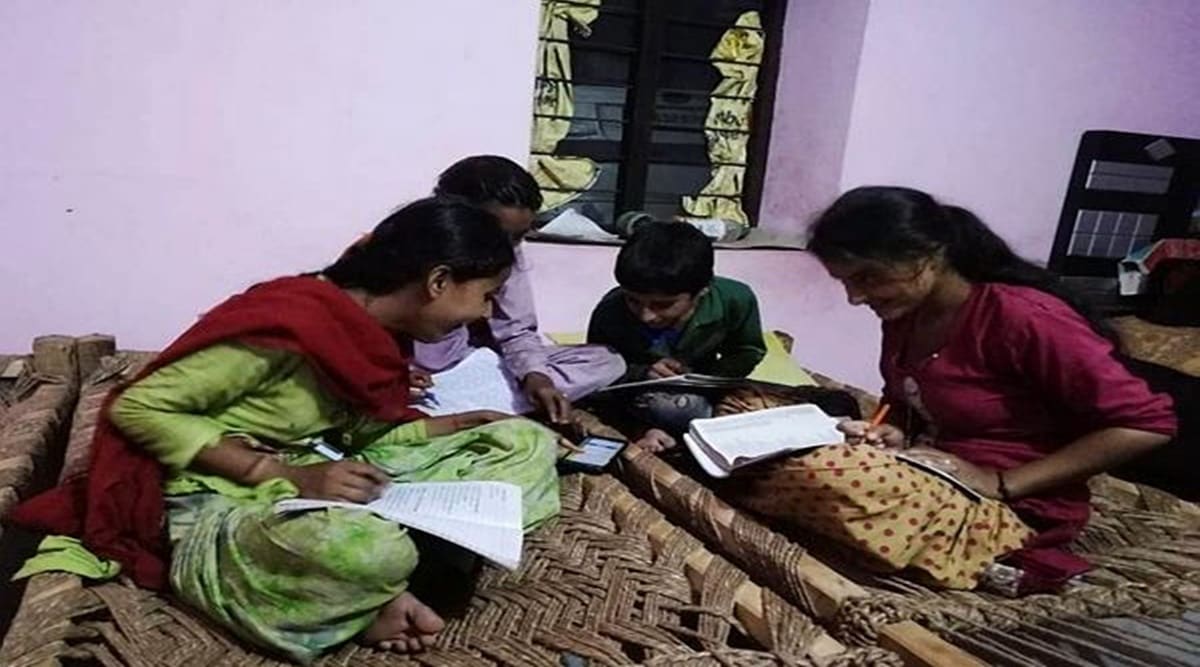 Teachers and parents find the online teaching inadequate and