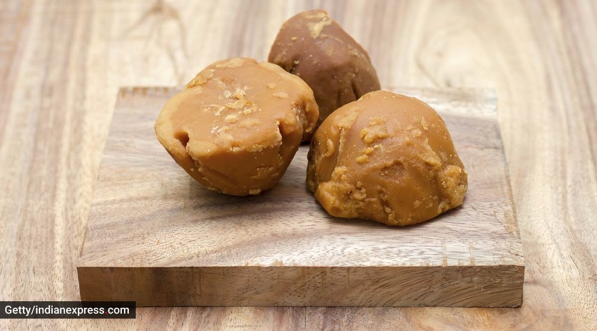 Detoxify the body with this immunity, energyboosting jaggery drink