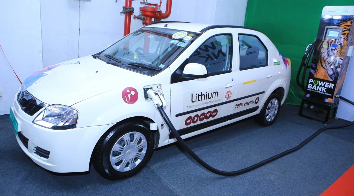 20 vehicles use EV charging station at Dadar W parking lot in a week