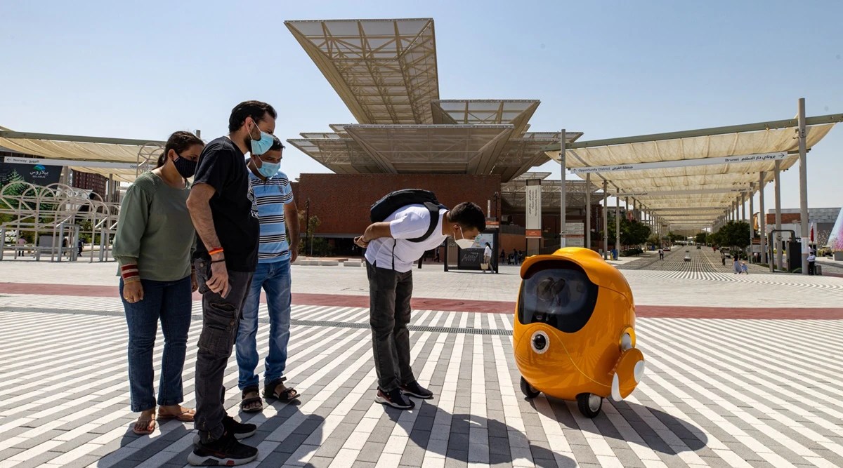 Dubai growth buoyed by tourism even as Omicron clouds outlook