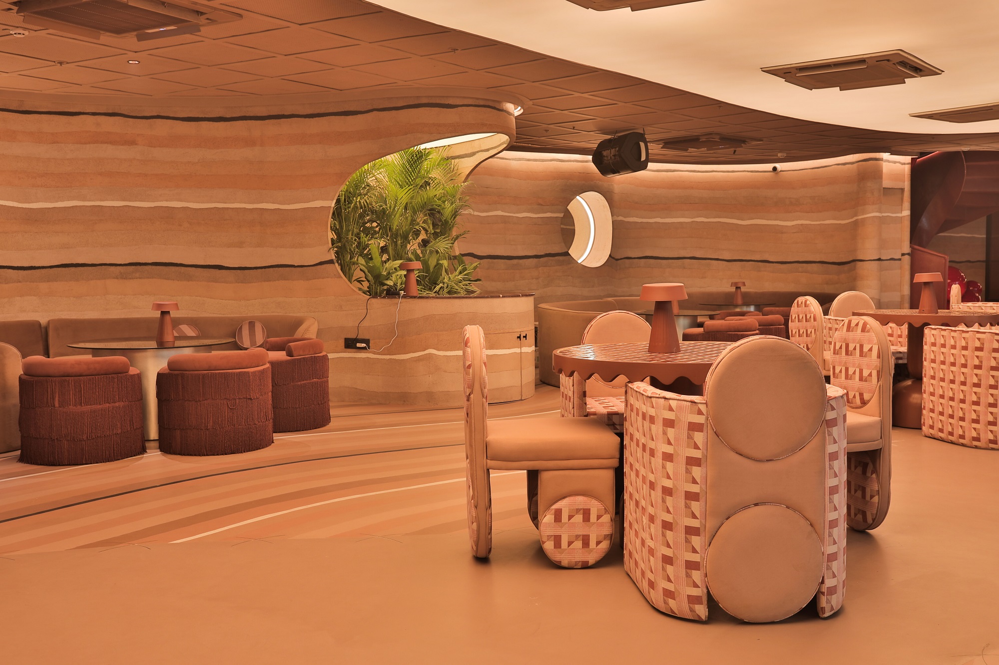 This Friendship Day, Enjoy A Spectacular Meal At These Restaurants