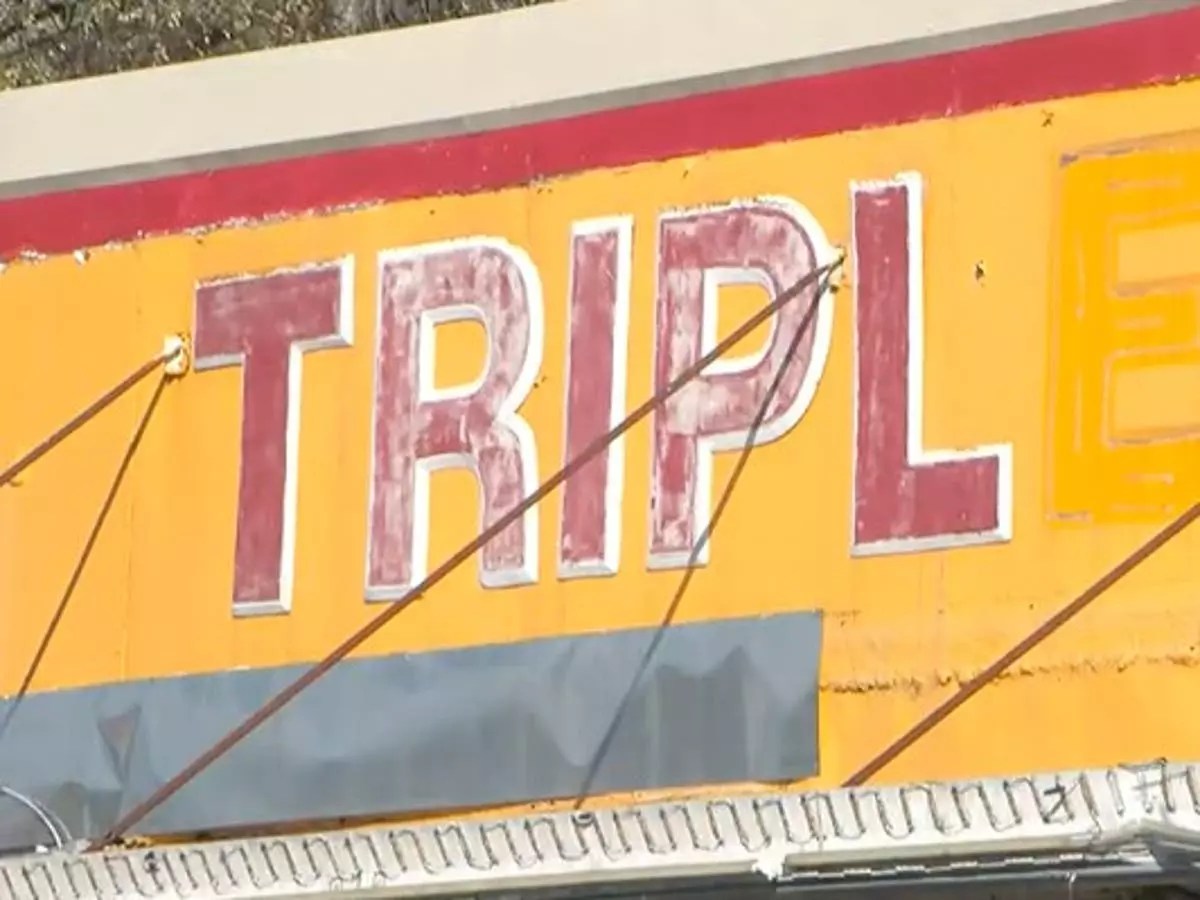 Store worker fired after ‘disgusting’ video emerges of…