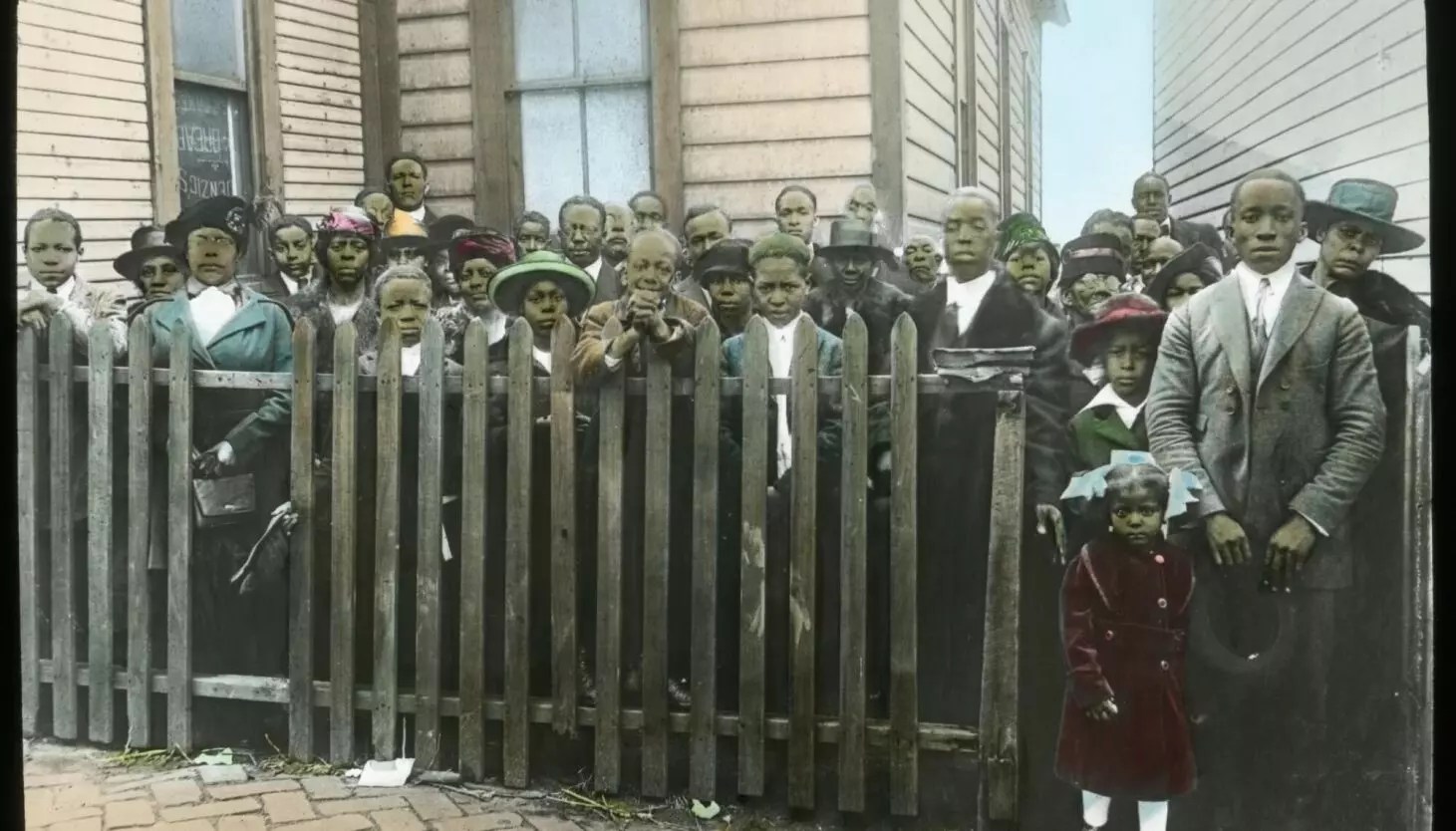 Newberry Library online exhibition showcases images…