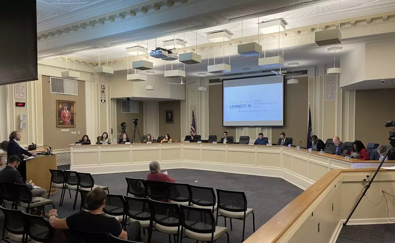 Lexington council begins review of comprehensive plan…