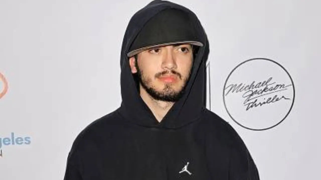Michael Jacksons Son Bigi Shows Off Animated Side In