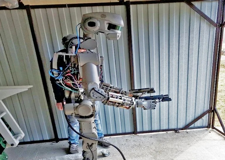 A Closer Look at Russia's Terrifying GunWielding Robot FEDOR