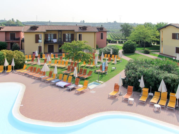 Residence Eden (PSC150), 2star SelfCatered Apartment in Peschiera del