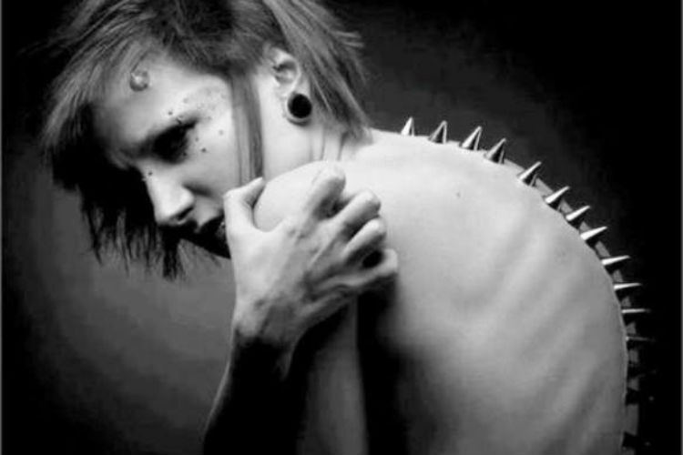 From horns to Elf ears, 9 weird body implants that will