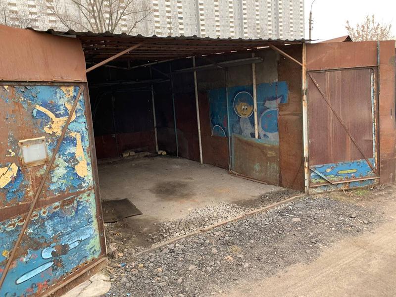 Сдам или продам гараж в кооперативе на Куреневке. ул