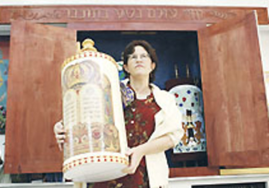 Kolech calls to appoint female rabbinical judges Jewish World