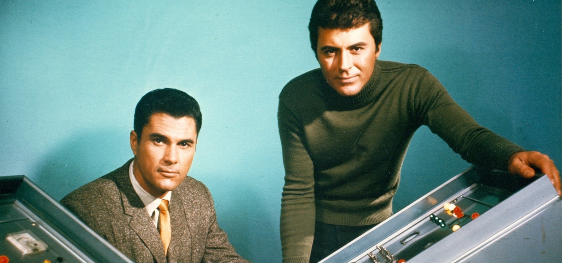 The Time Tunnel streaming tv show online