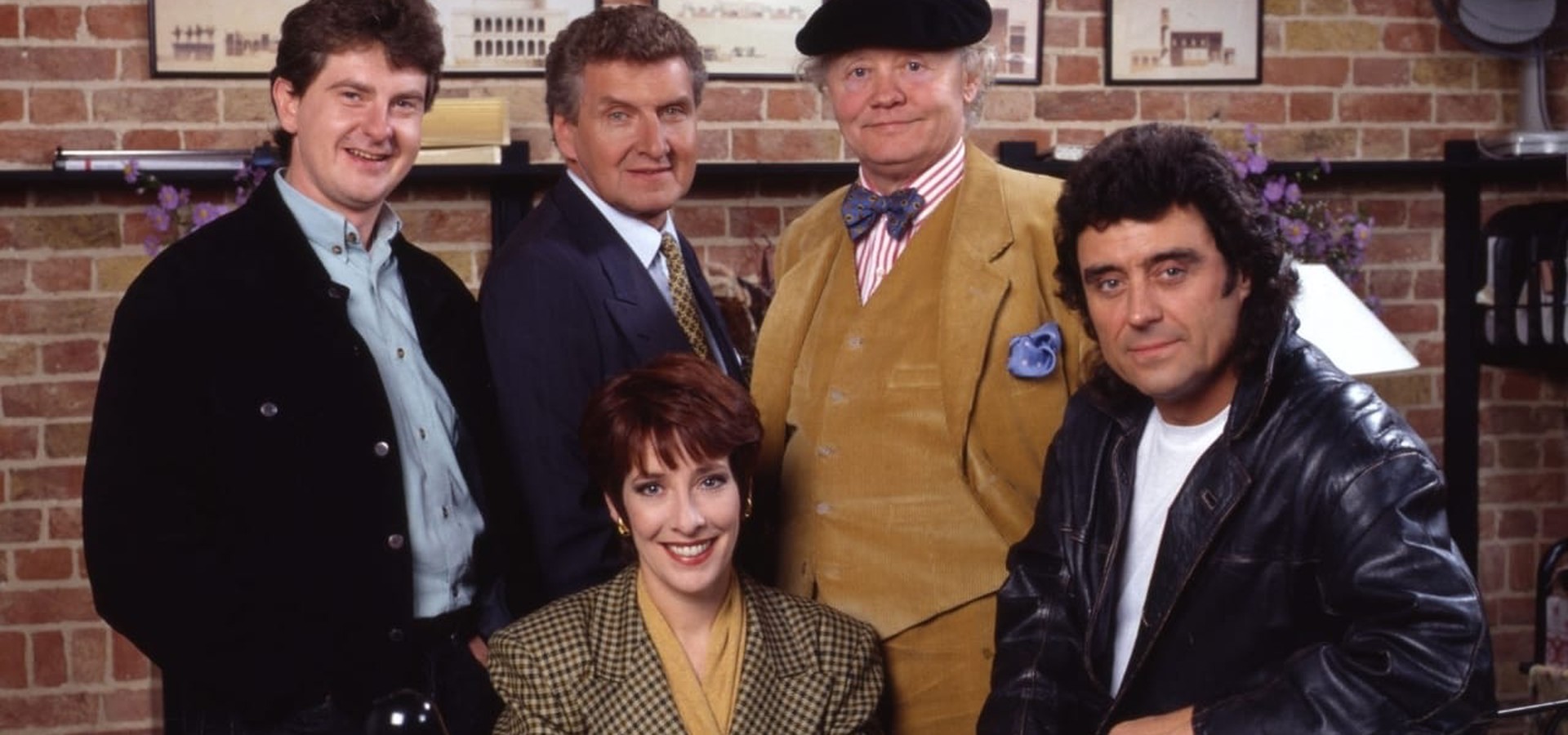 Lovejoy watch tv show streaming online