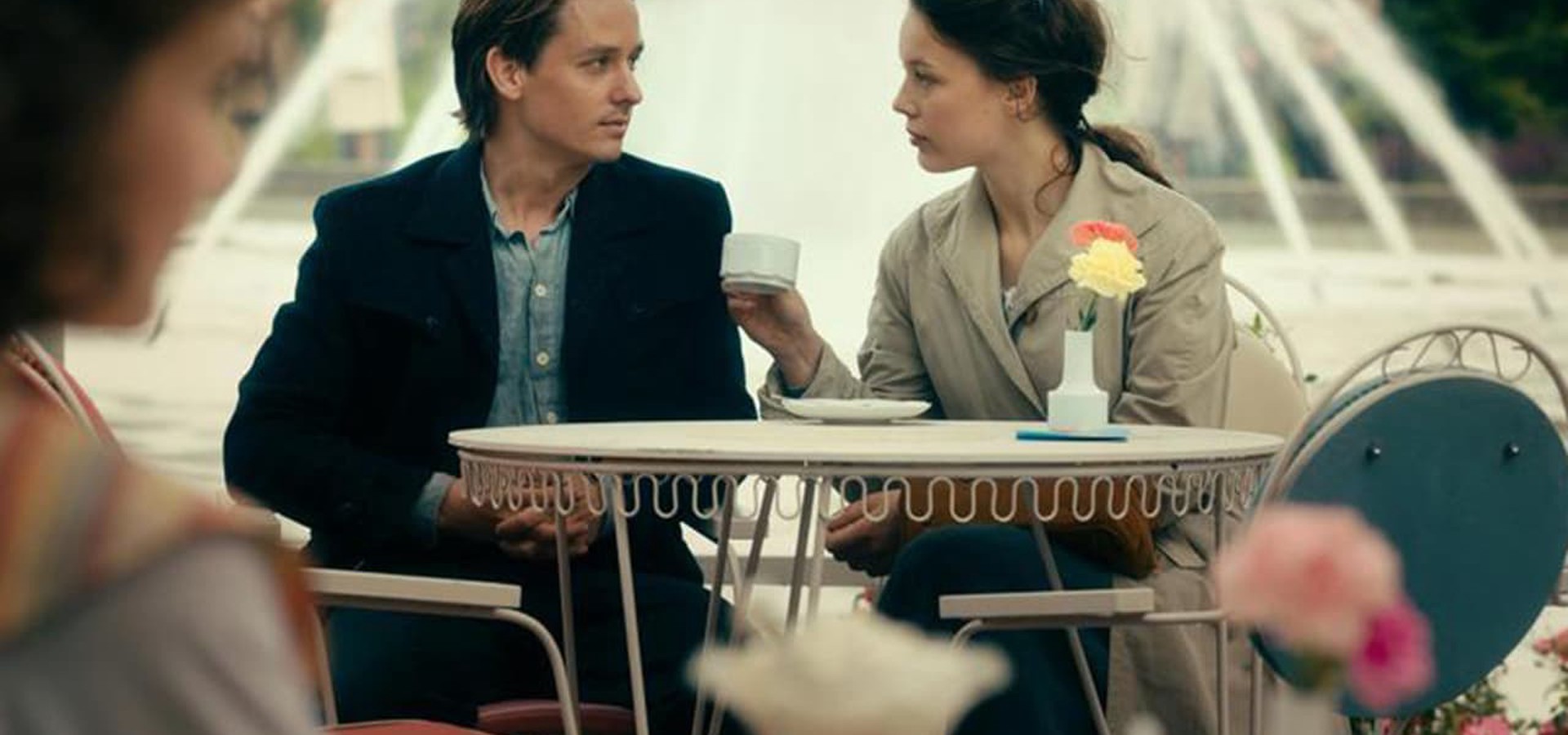 Never Look Away movie watch streaming online