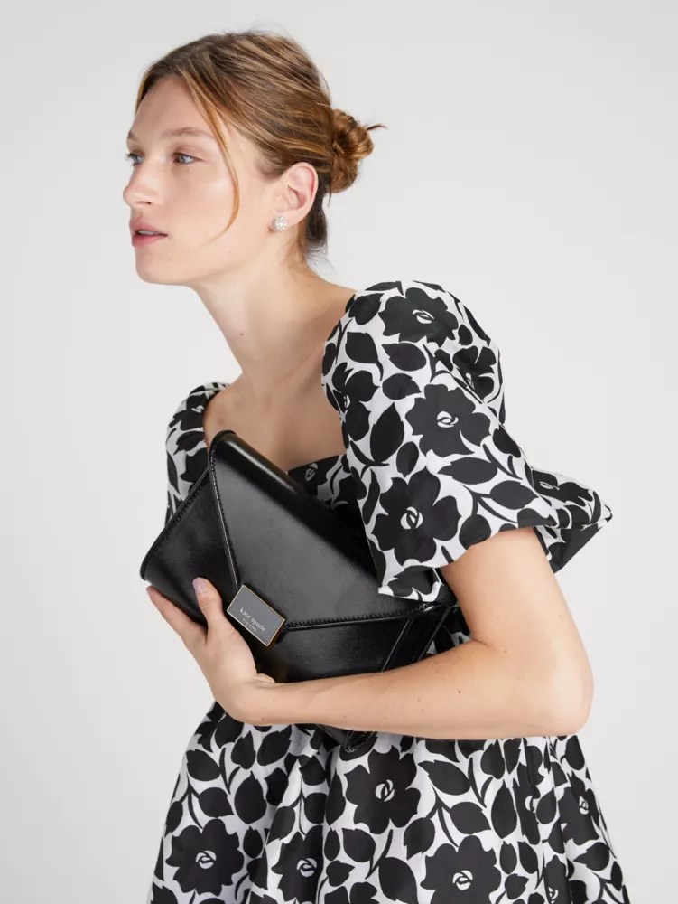 Total 39+ imagen kate spade clutch bag Abzlocal.mx