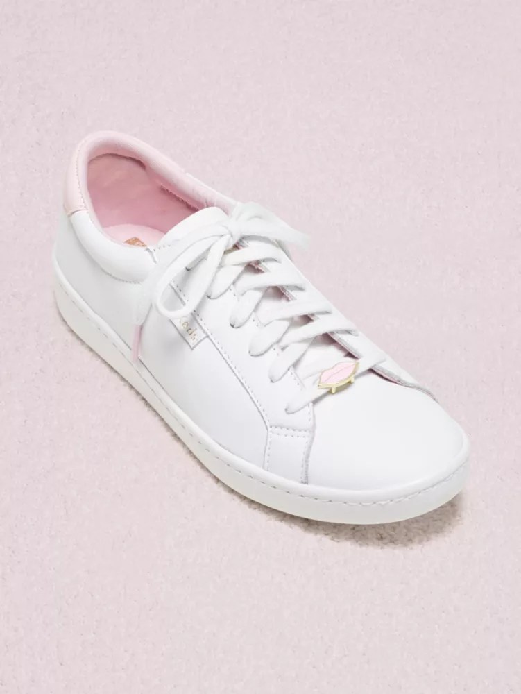 Women's white/pink keds x kate spade new york ace lips hearts sneakers