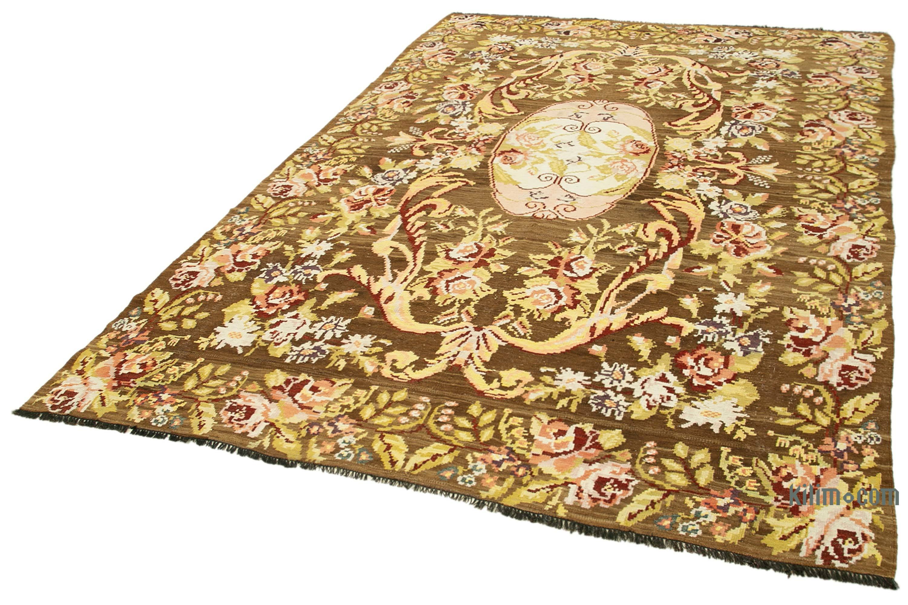 K0038944 Multicolor Vintage Handwoven Moldovan Kilim Area Rug 6' 9" x 10' 10" (81 in. x 130 in.)