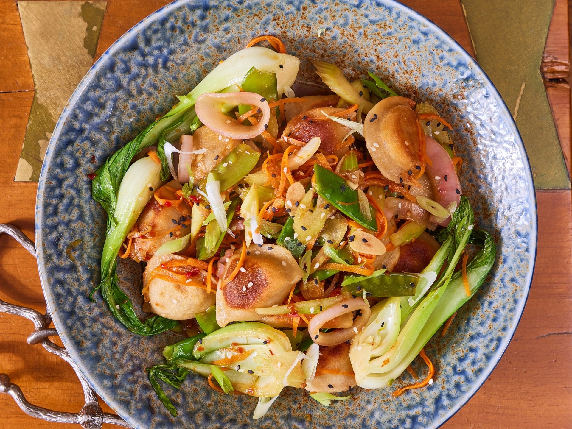 Asian Wontons with Vegetable Medley