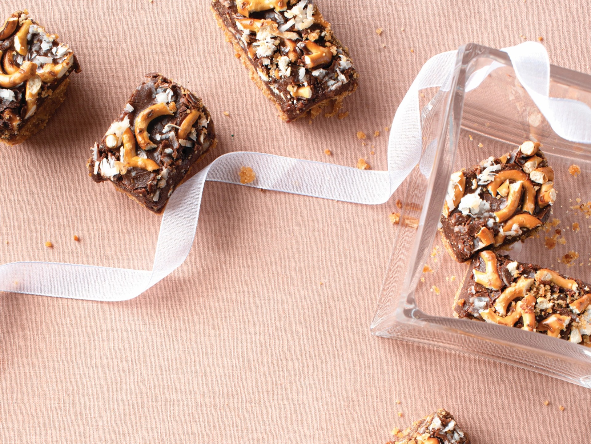 SaltySweet Chocolate Pretzel Bars