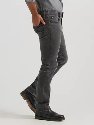 Men's Extreme Motion MVP Slim Fit Tapered Jean