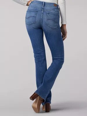 Women's Curvy Fit Bootcut Jean Lee®