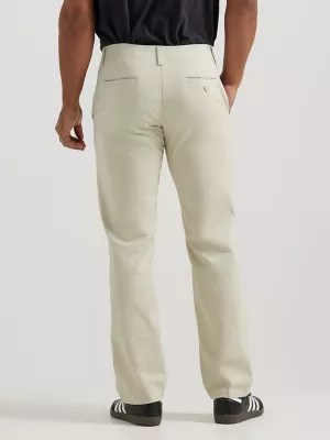 Men’s Extreme Motion Khaki Pants Lee®